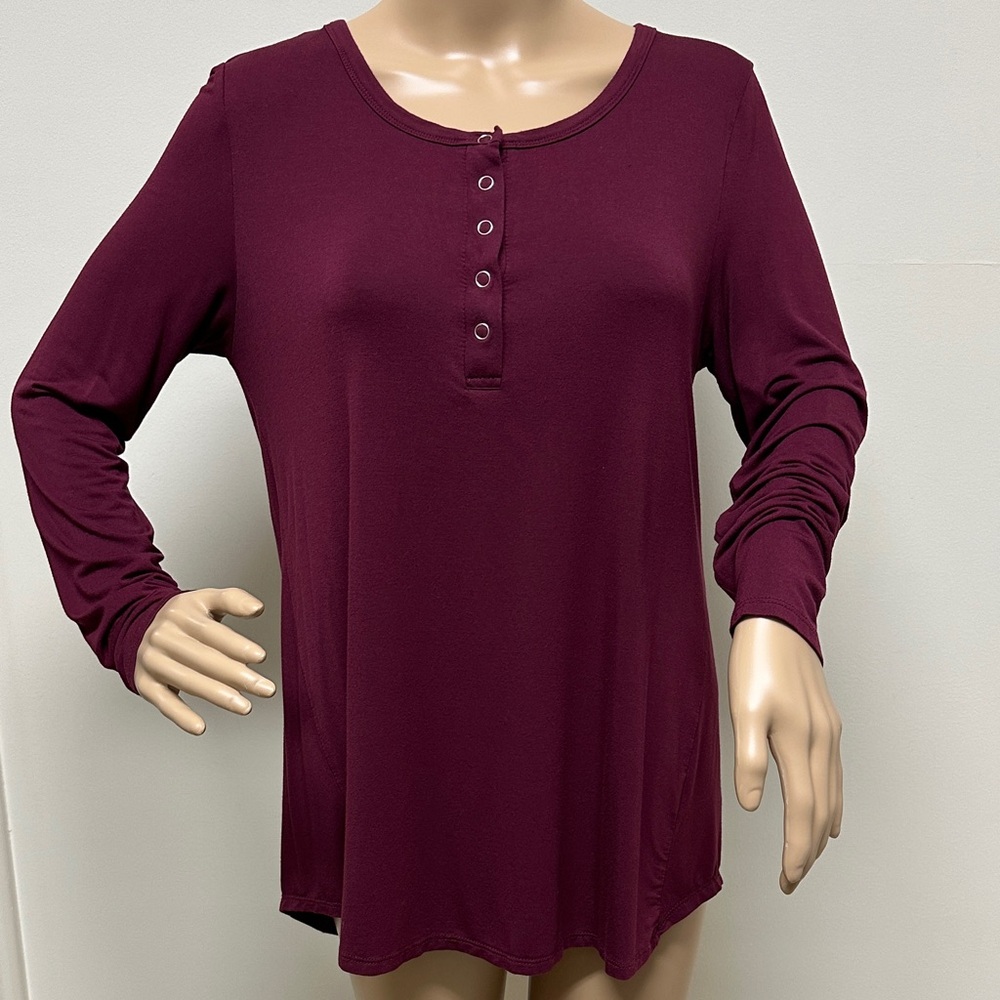 Piko Deep Burgundy Maroon Henley Style Snap Long Sleeve Bamboo Top Size M